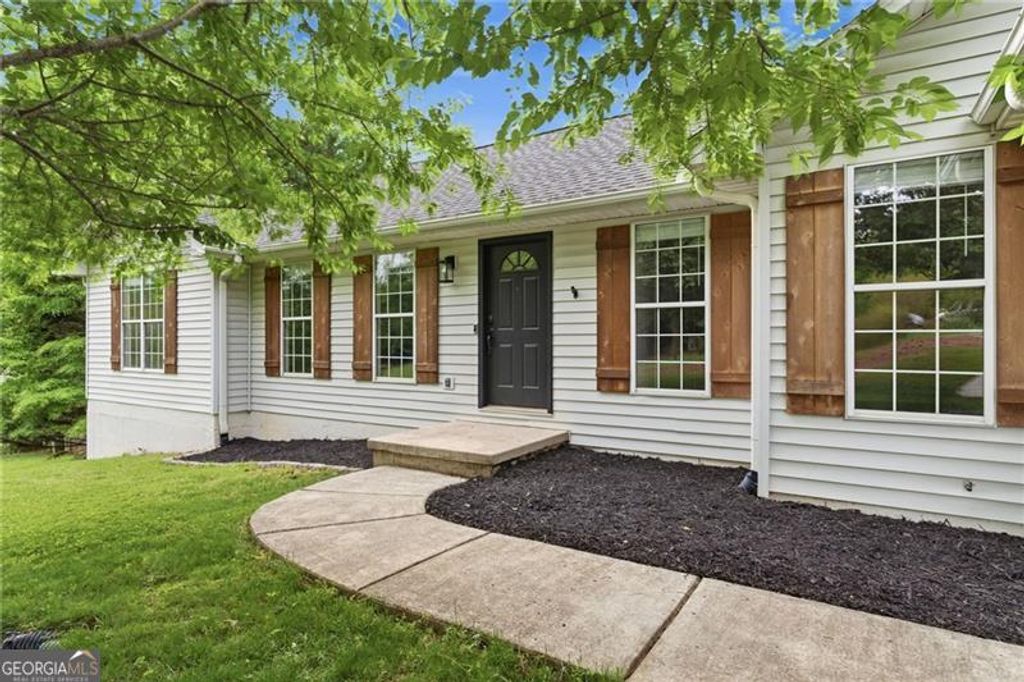 Photo of 6360 Mountain View Trail, Cumming, GA 30041 (MLS # 10764745)