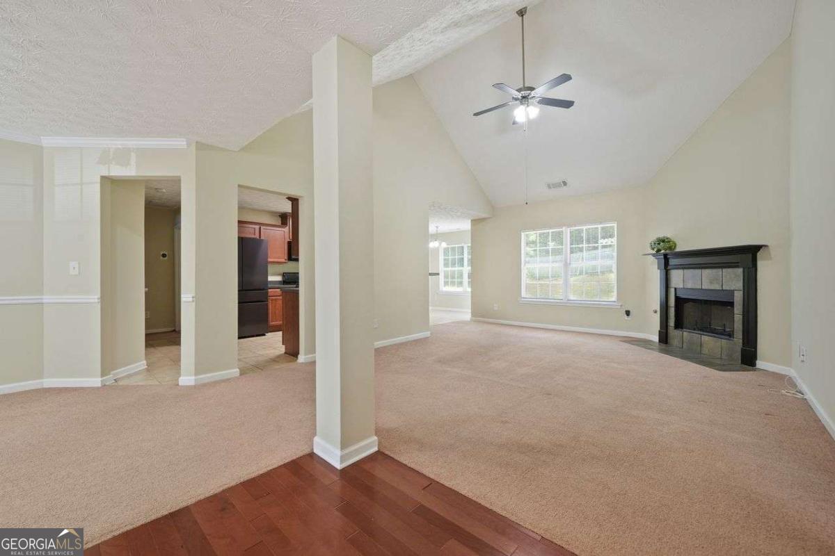 6345 Aarons WAY