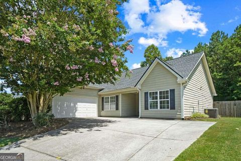 Photo of 6345 Aarons Way, Flowery Branch, GA 30542 (MLS # 10564992)