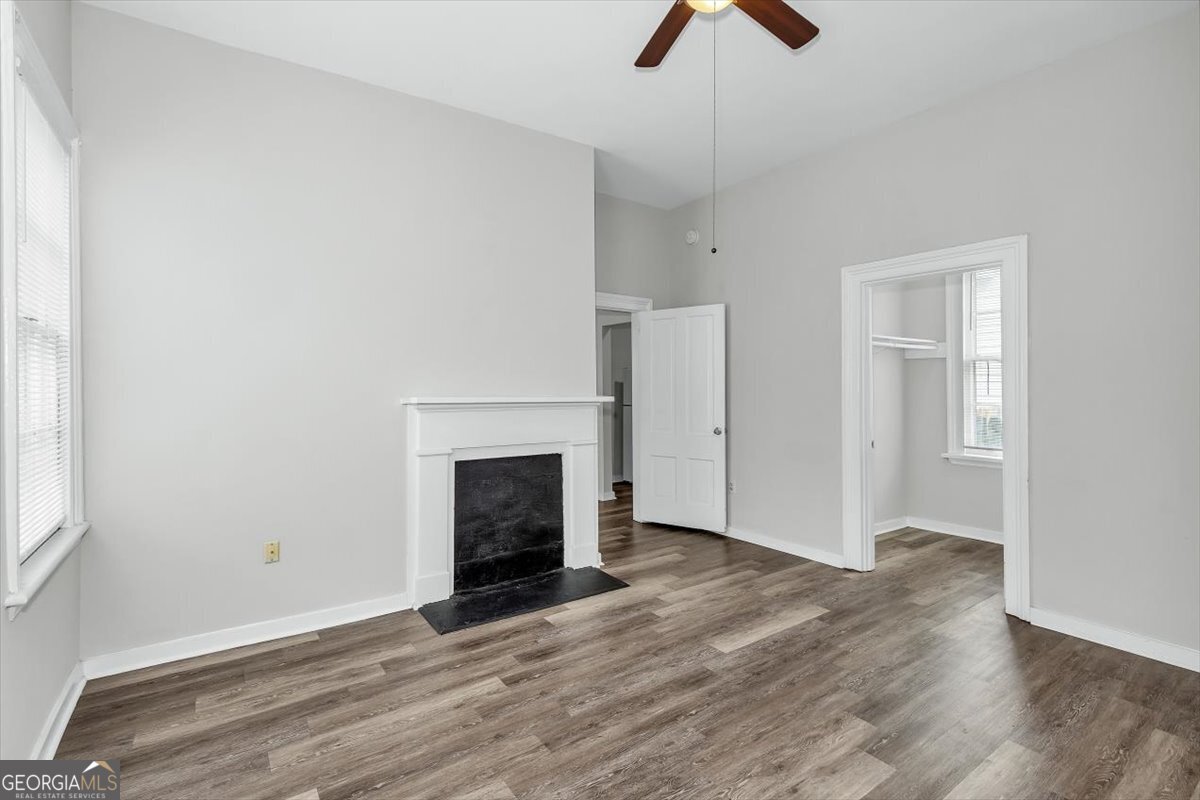 228 Telfair ST
