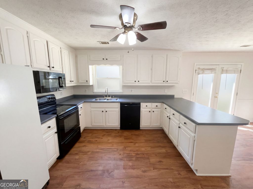 Photo of 125 Bentley Place Way, Covington, GA 30016 (MLS # 10694225)