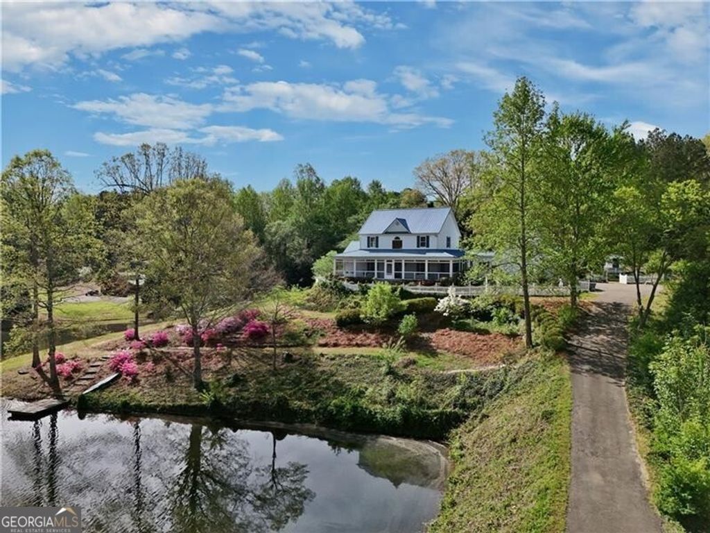 Photo of 195 Forest Glen Drive, Waleska, GA 30183 (MLS # 10733487)