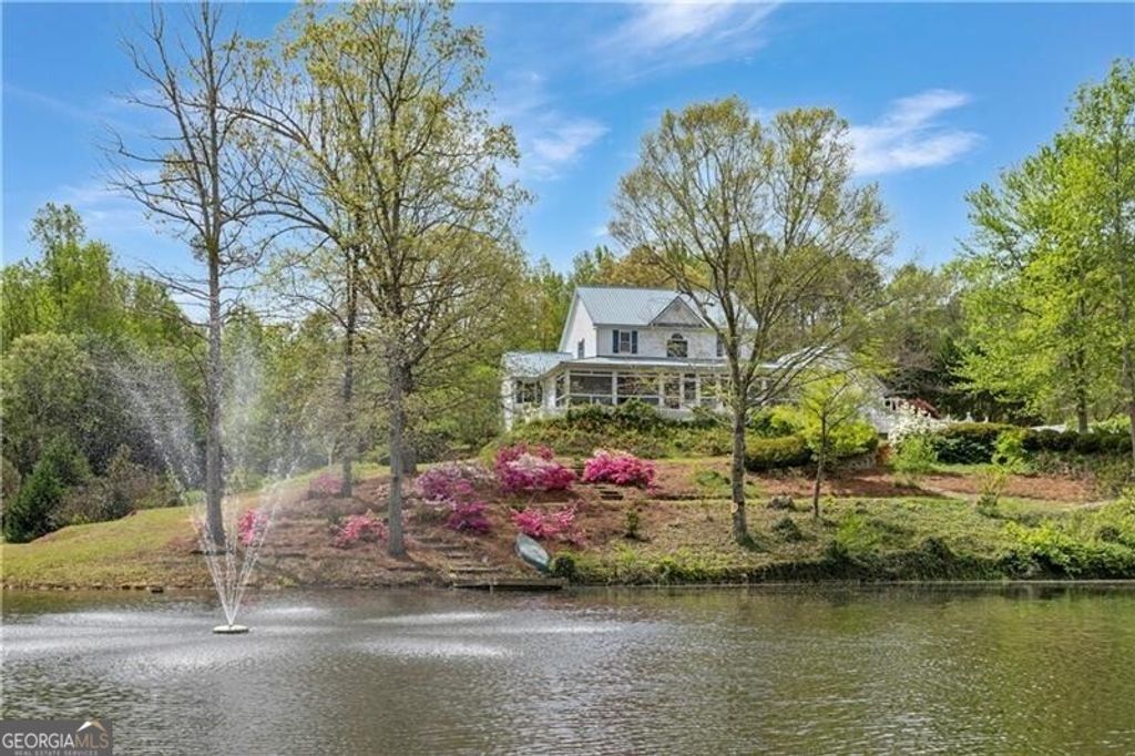 Photo of 195 Forest Glen Drive, Waleska, GA 30183 (MLS # 10733487)