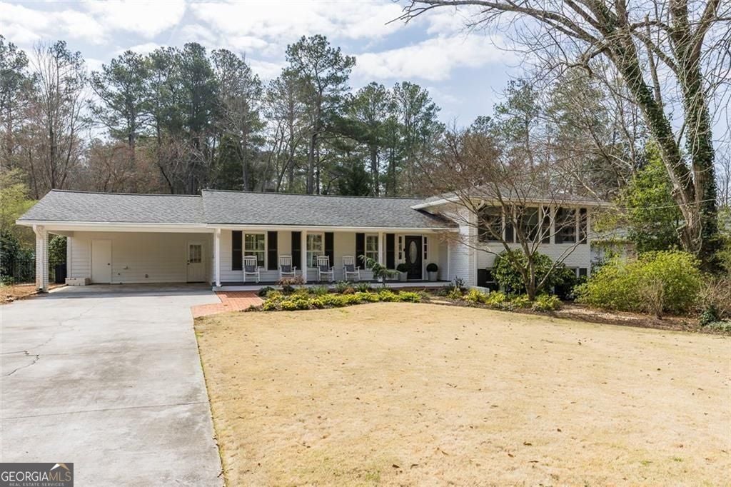 775 E Powderhorn RD
