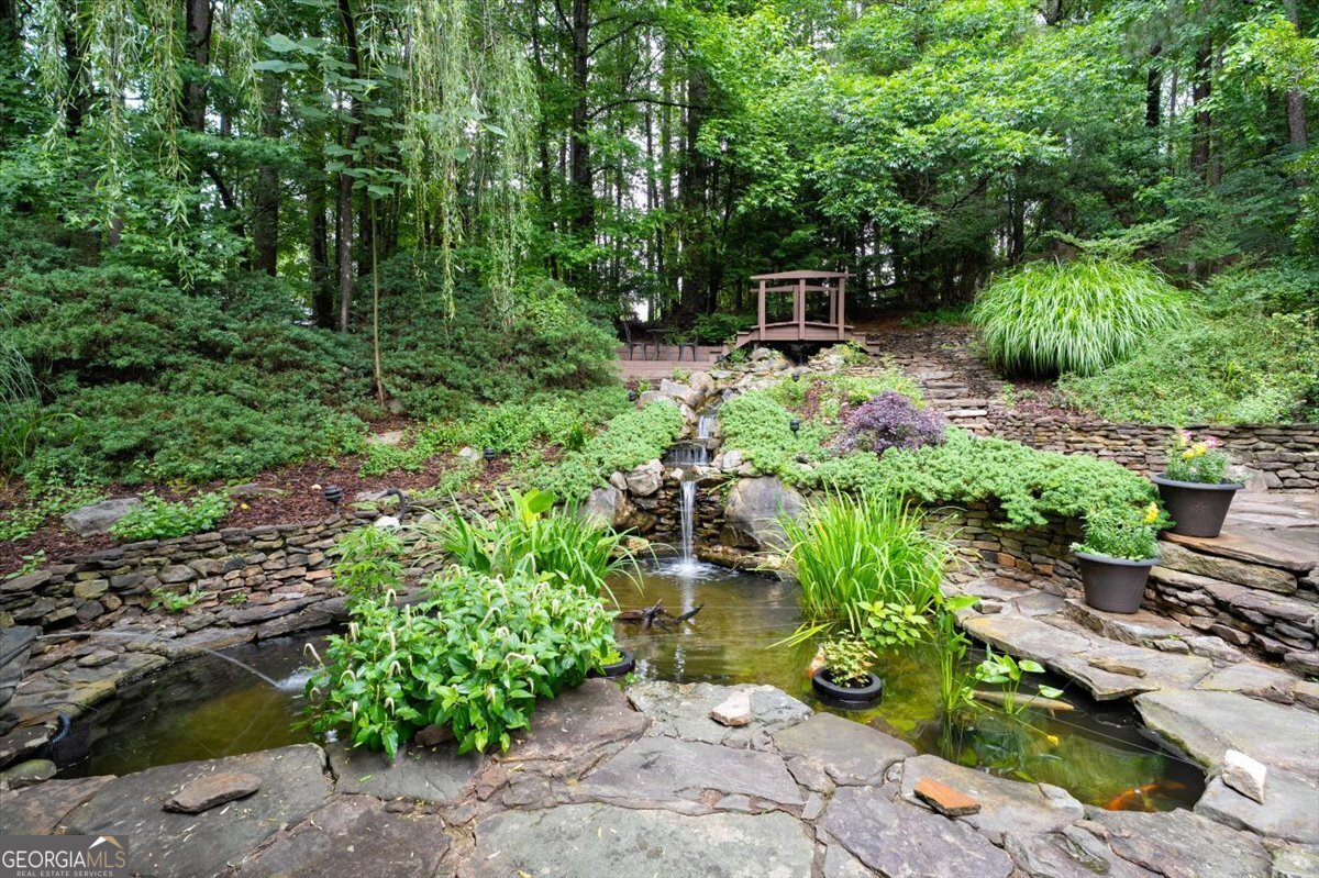 161 Highgrove DR