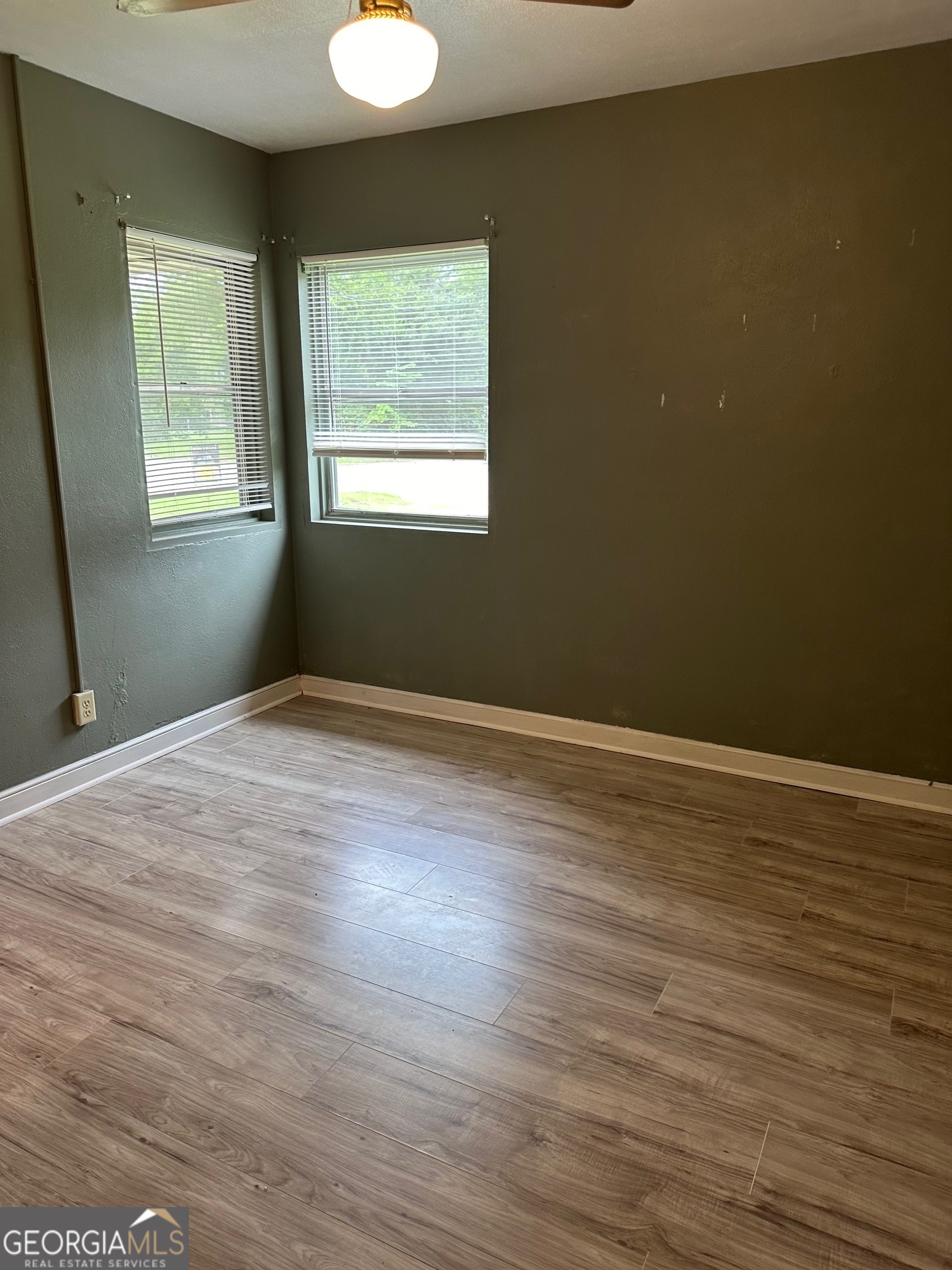 Palmyra Homes - Residential Lease