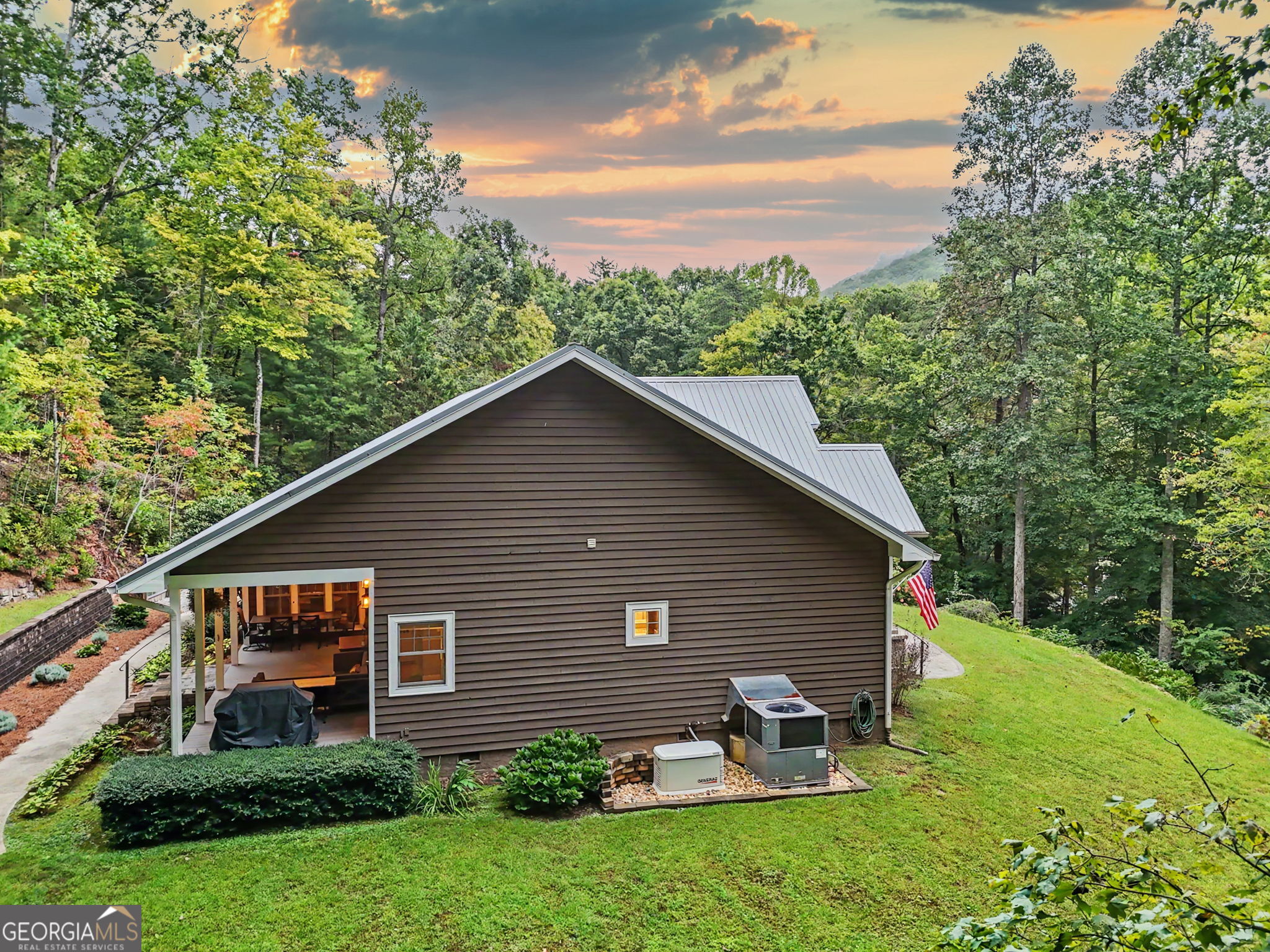 397 Standing Rock DR