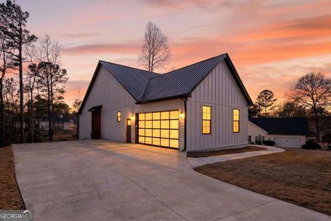 211 Lake Chase Dr N Griffin GA 30224