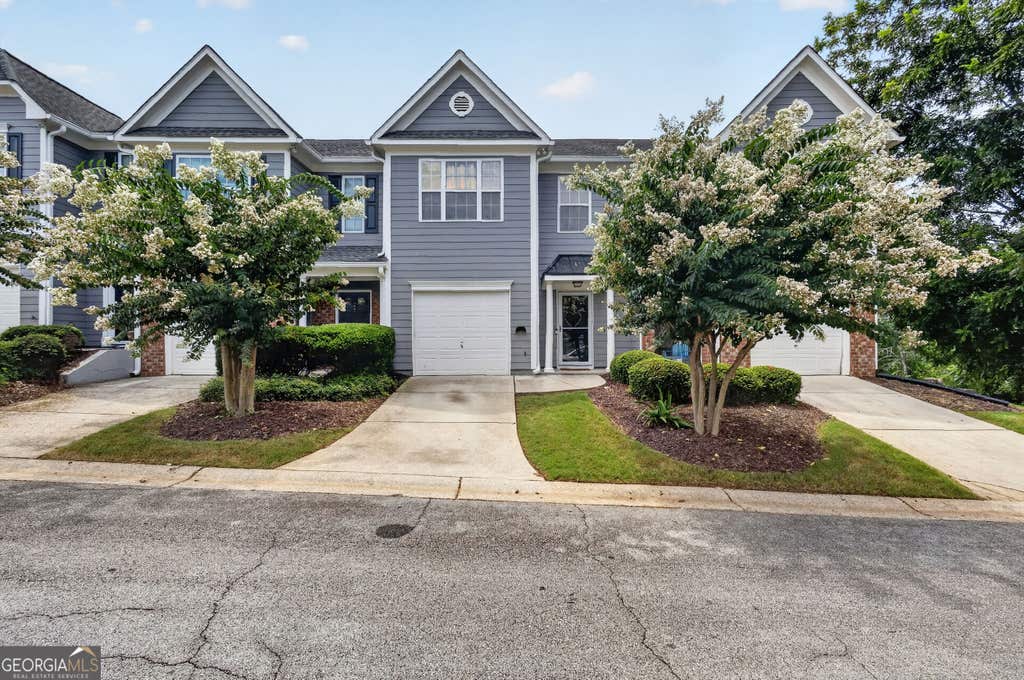 Photo of 6647 Splashwater Drive, Flowery Branch, GA 30542 (MLS # 10822135)