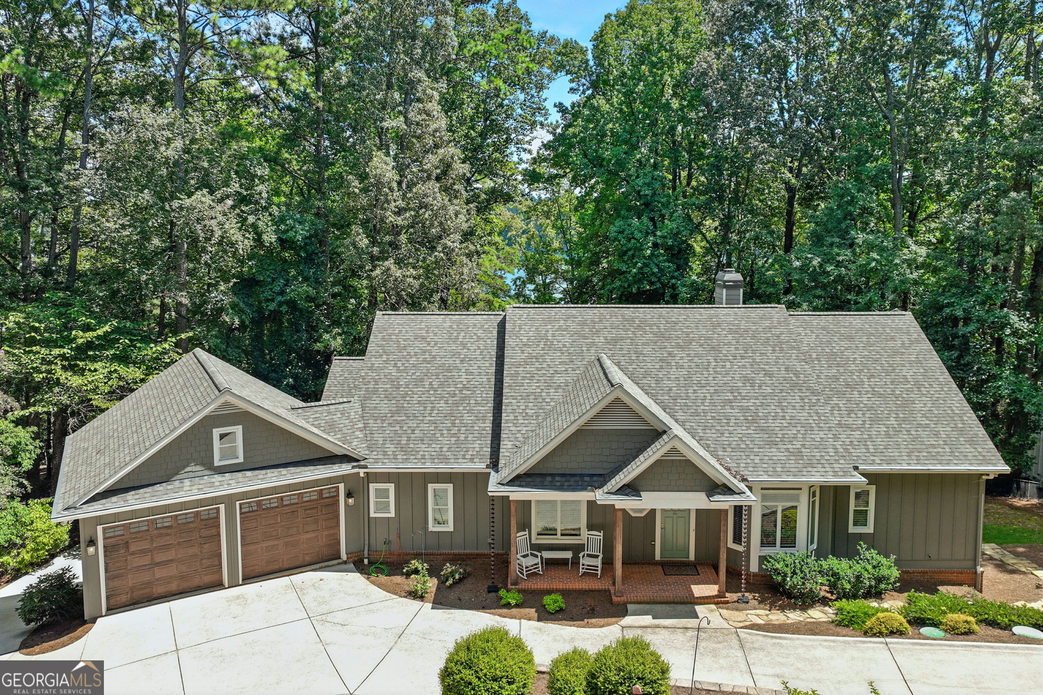 Gainesville, Georgia 30504, United States, 4 Bedrooms Bedrooms, ,5 BathroomsBathrooms,Residential,Pending,200810