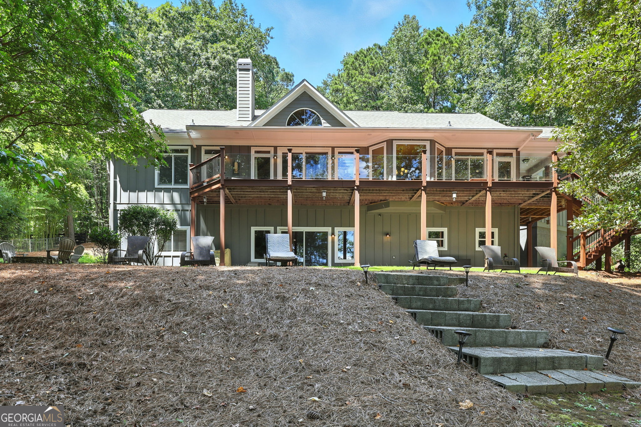 Gainesville, Georgia 30504, United States, 4 Bedrooms Bedrooms, ,5 BathroomsBathrooms,Residential,Pending,200810