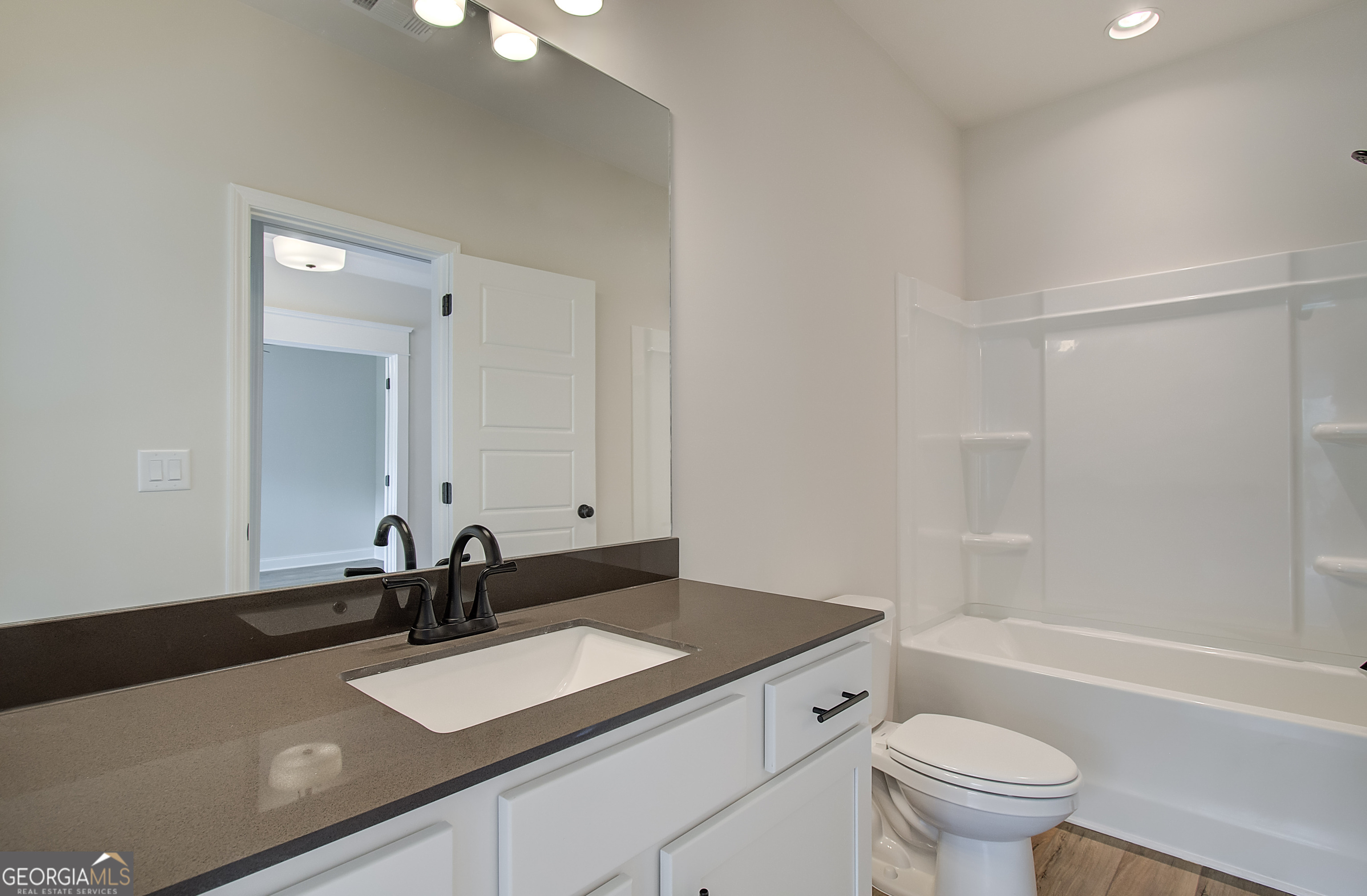 87 Rose Lake CT 165A