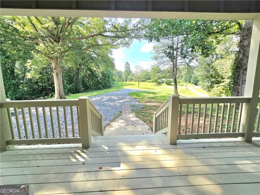 2417 Mobile RD