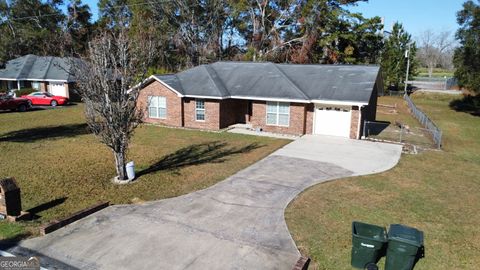 A home in Glennville