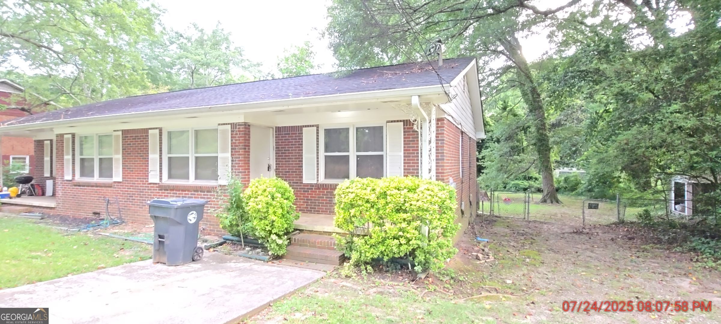 Unit available in duplex in downtown Jonesboro * LVP flooring in living room and both bedrooms - no carpet * Total electric - no gas bill * Big living room * 2 bedrooms & 1 full bath * Kitchen w/ refrigerator & electric stove * Updated windows * Updated HVAC * Lawn service included in rent * Convenient location near schools & shopping * Small pets considered - $500 pet fee * $75 application fee per adult * No vouchers please *