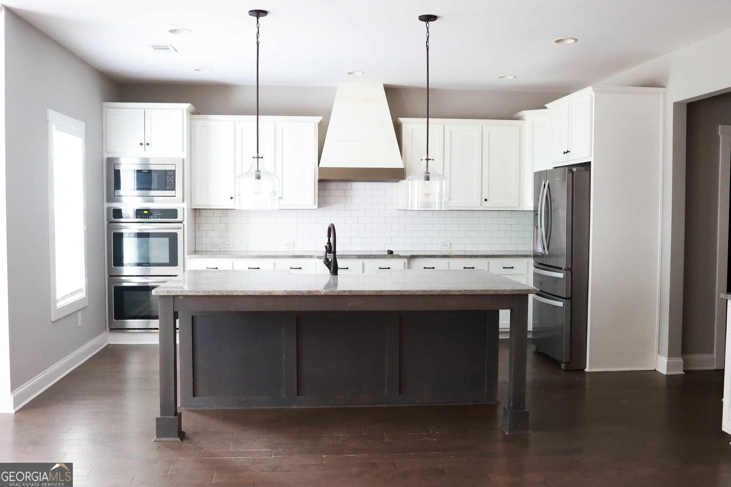 Fayetteville, Georgia 30215, United States, 5 Bedrooms Bedrooms, ,4 BathroomsBathrooms,Residential,Active,152554