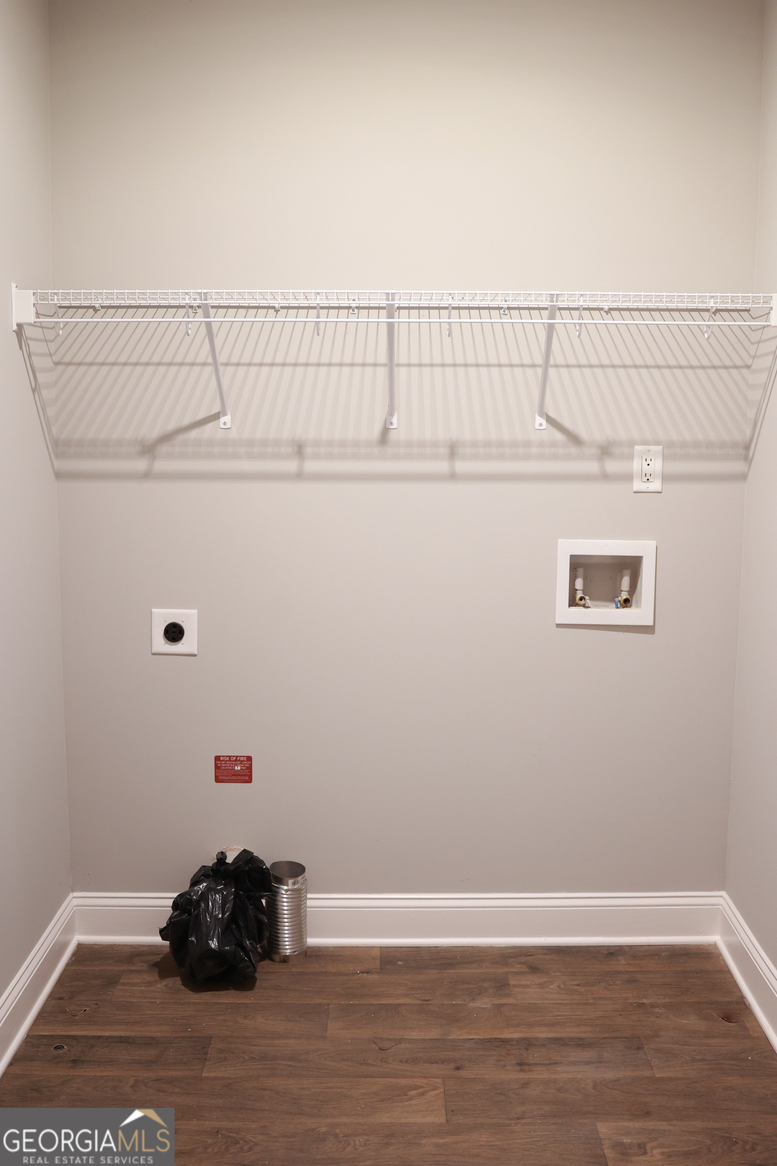 Fayetteville, Georgia 30215, United States, 5 Bedrooms Bedrooms, ,4 BathroomsBathrooms,Residential,Active,152554