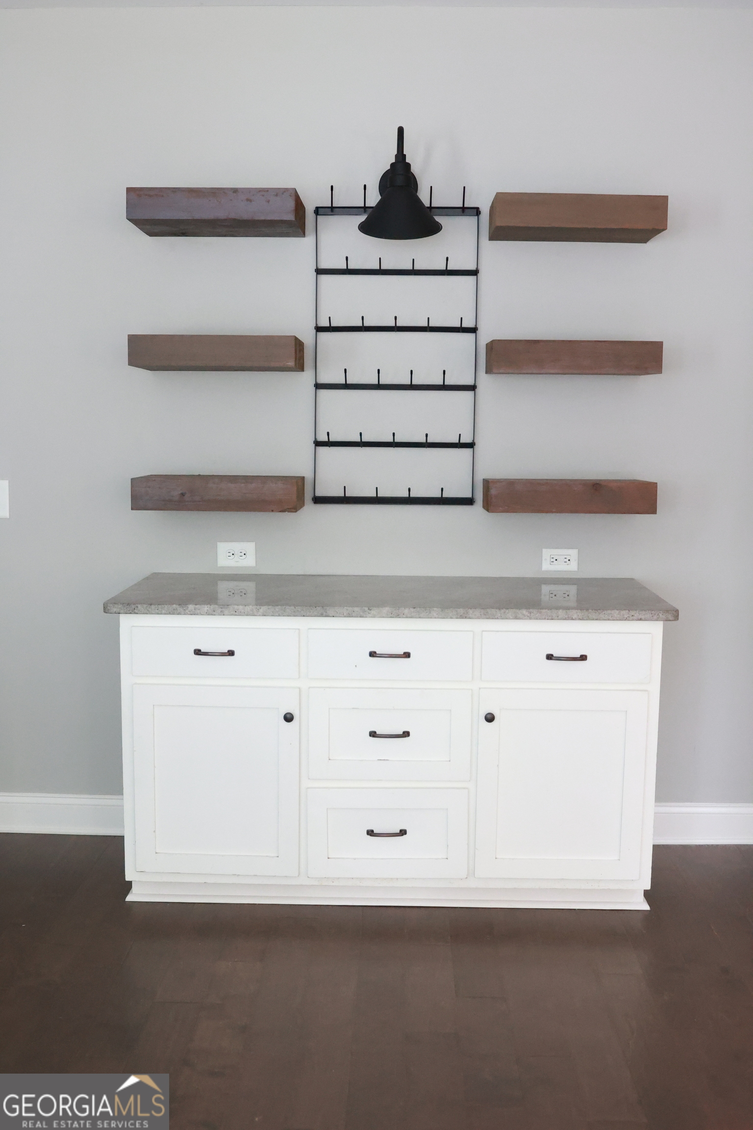 Fayetteville, Georgia 30215, United States, 5 Bedrooms Bedrooms, ,4 BathroomsBathrooms,Residential,Active,152554