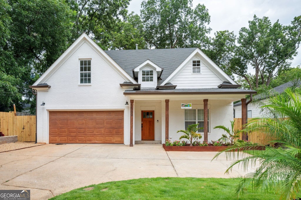 Photo of 1589 Mims Street SW, Atlanta, GA 30314 (MLS # 10819707)