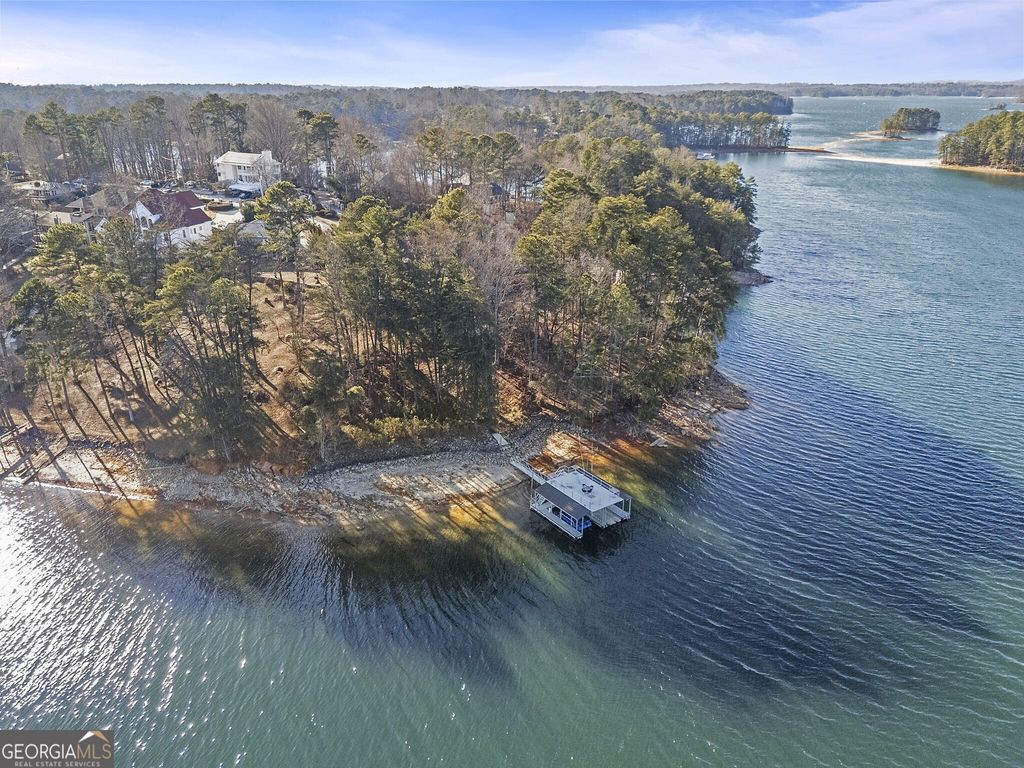 Photo of 6402 Lakeview Drive, Buford, GA 30518 (MLS # 10692615)