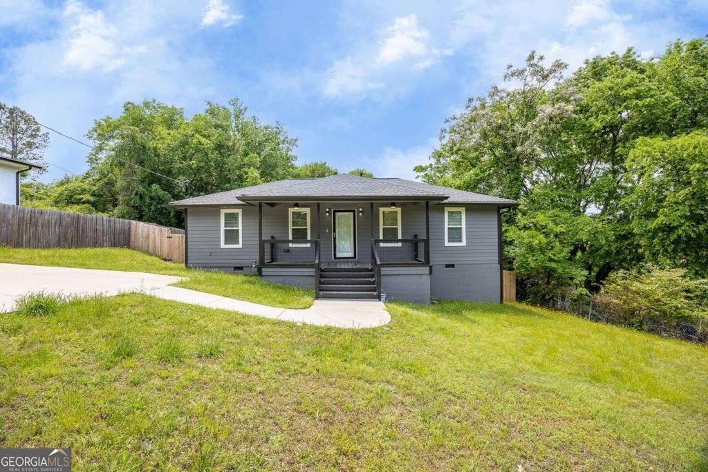 Photo of 1412 Tumlin Drive SE, Rome, GA 30161 (MLS # 10683672)