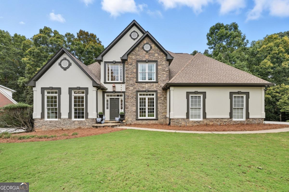 3853 Alexandria DR