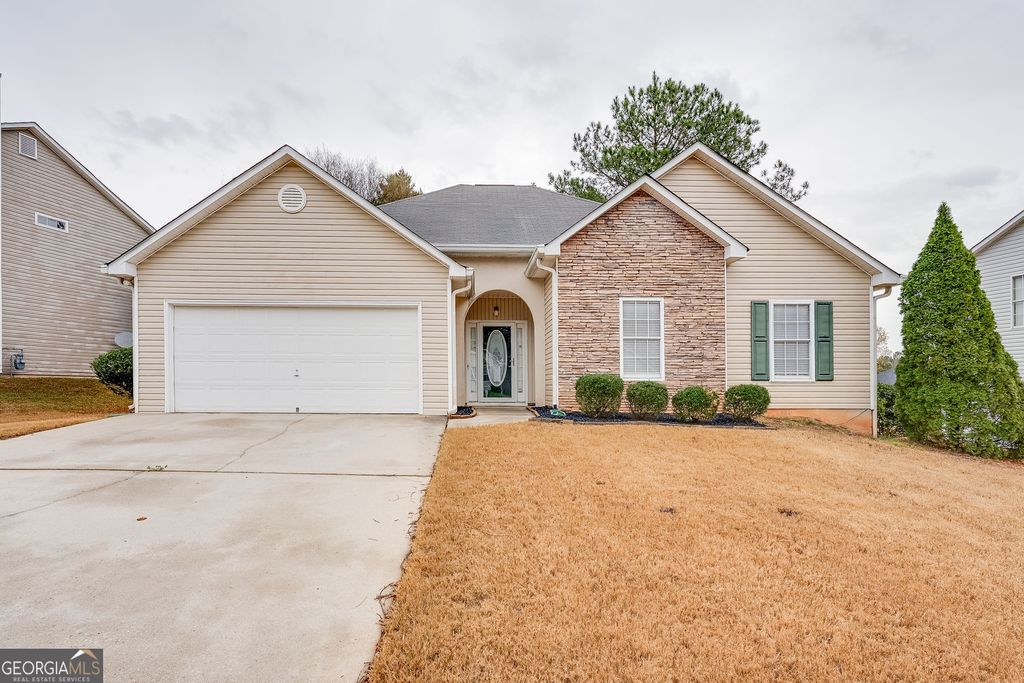 Photo of 251 Summer Hill Circle, Stockbridge, GA 30281 (MLS # 10713828)