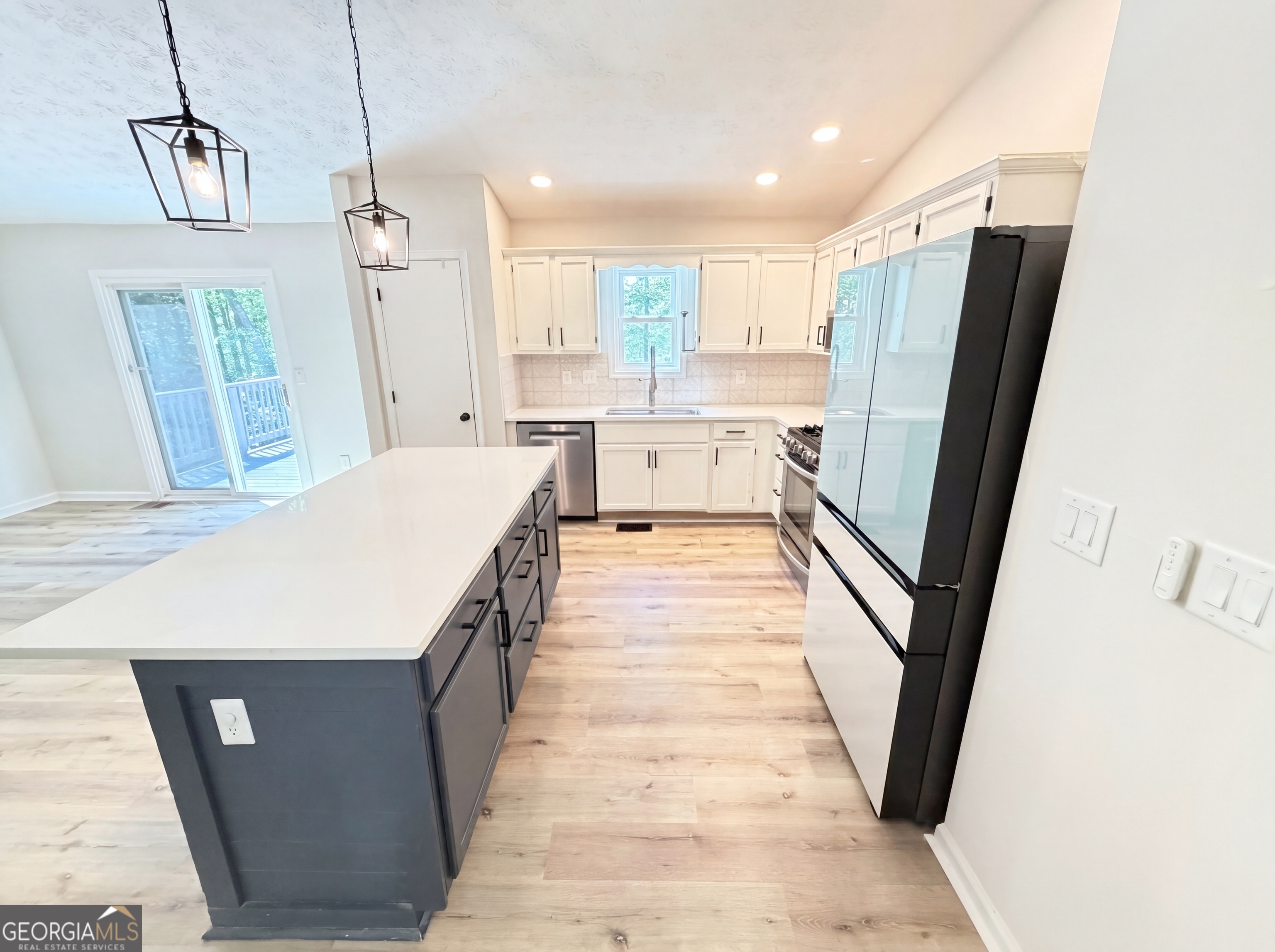 1327 Towne Harbor TRL