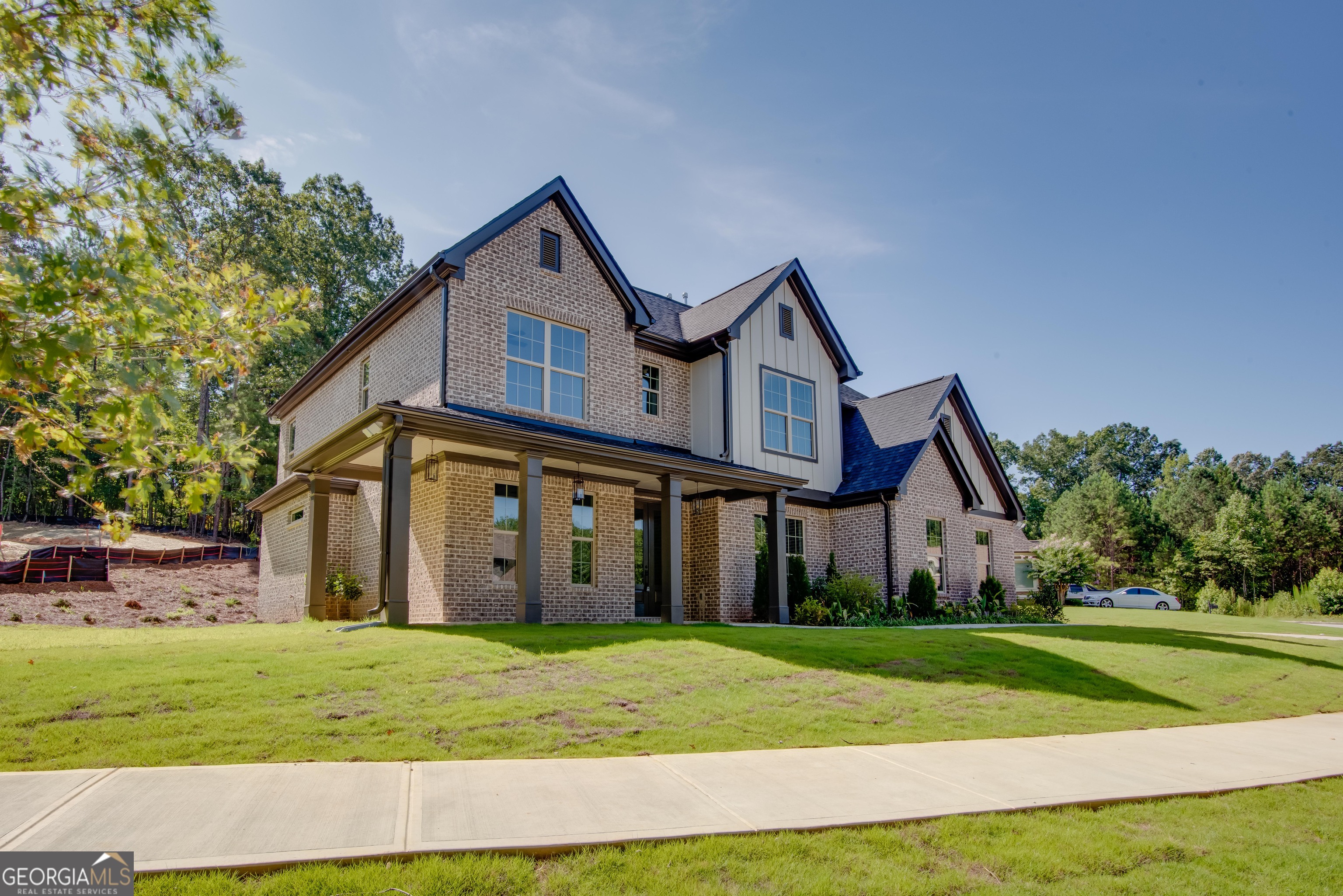 4222 Matisse LN