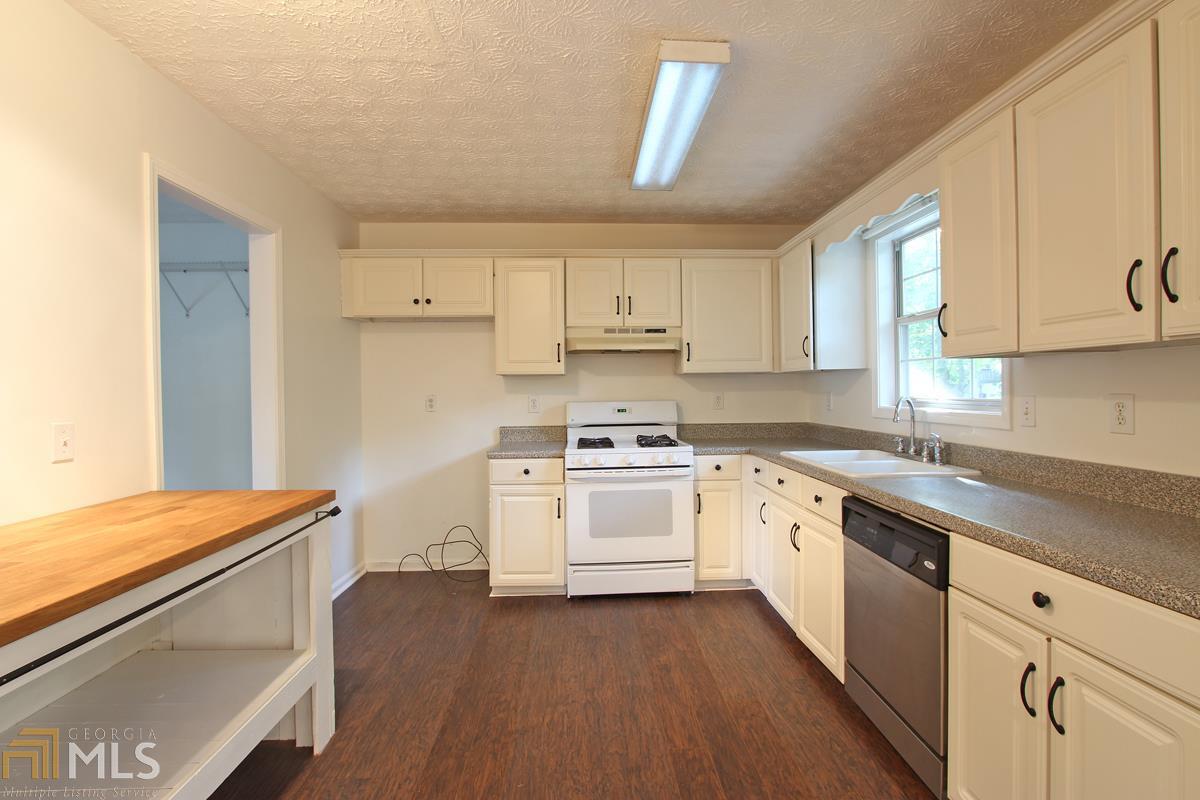 Burnt Hickory Estates - Residential