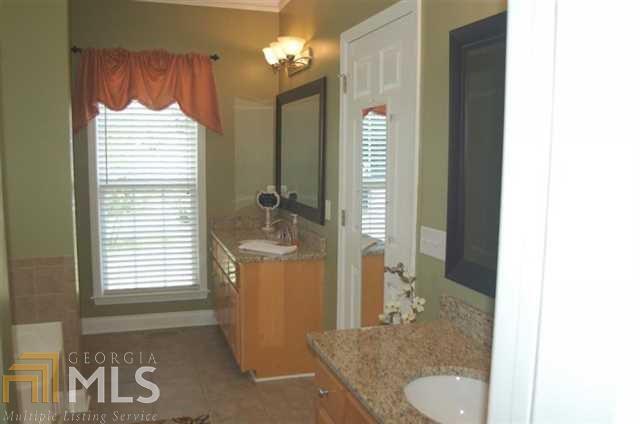Hidden Lakes - Residential