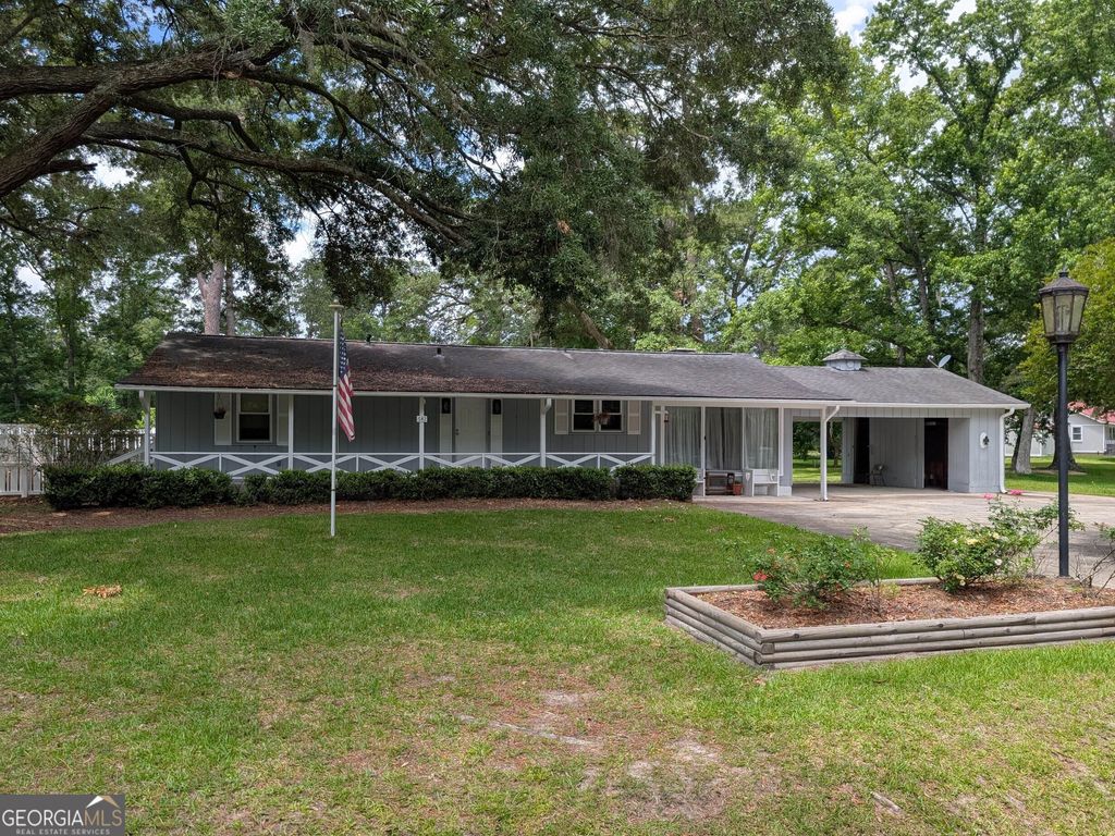 Photo of 642 Island Drive, Midway, GA 31320 (MLS # 10771250)