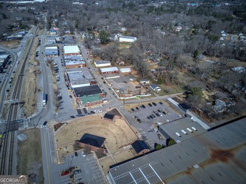 Mixed Use in Villa Rica GA 105 W Church St St 70.jpg