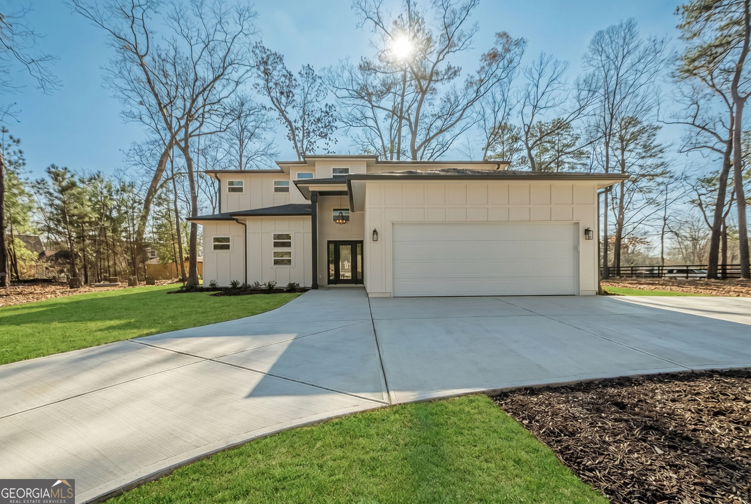 5249 Moon Road