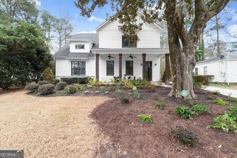 Photo of 1125 Janes Lane NE, Atlanta, GA 30324 (MLS # 10703884)
