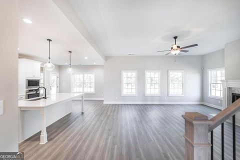 A home in Warner Robins