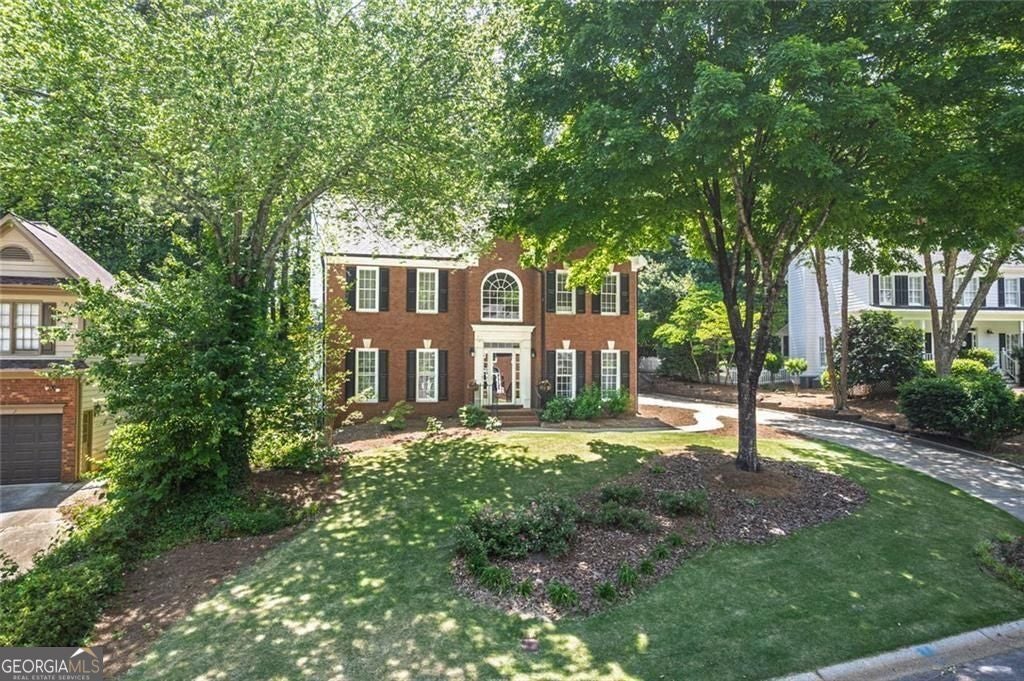 2562 Forest Meadow LN