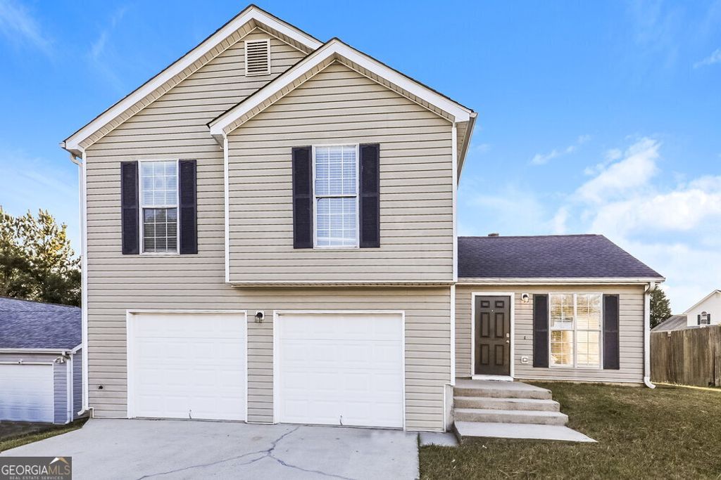 Photo of 5860 Eagles Feather Lane, Riverdale, GA 30274 (MLS # 10624601)