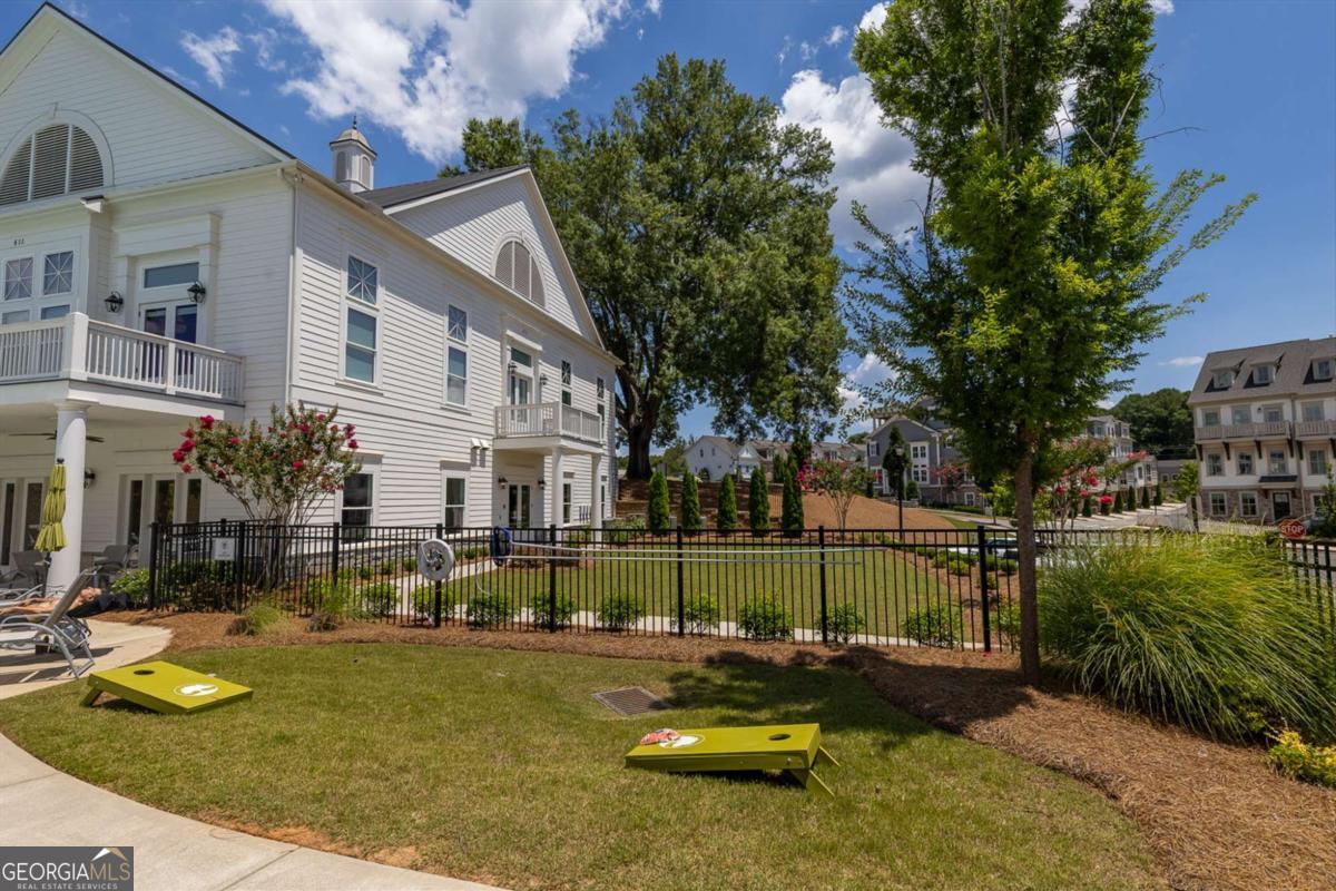 South on Main - Residential