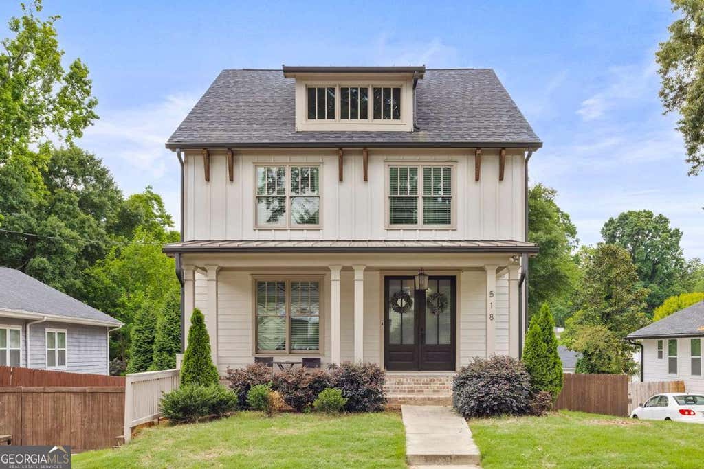 Photo of 518 Oak Dr, Atlanta, GA 30354 (MLS # 10806444)