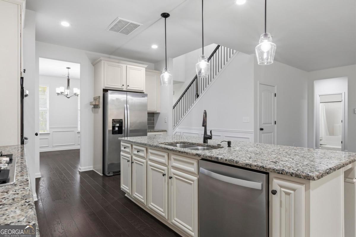 27 Victoria Heights DR