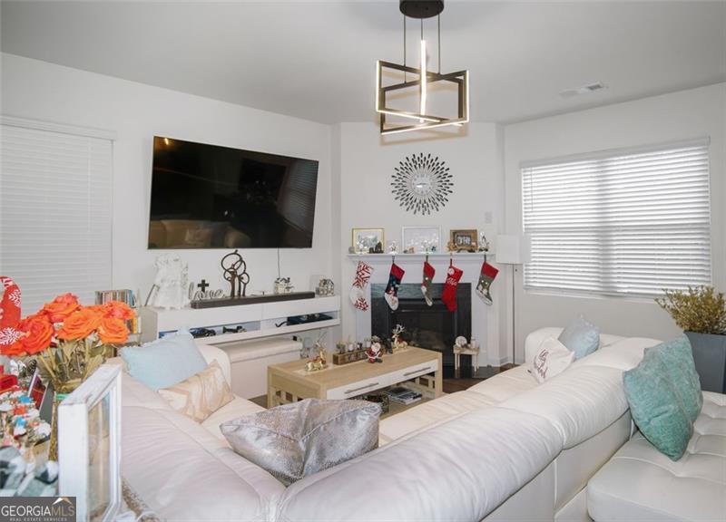 132 CENTENNIAL RIDGE DR