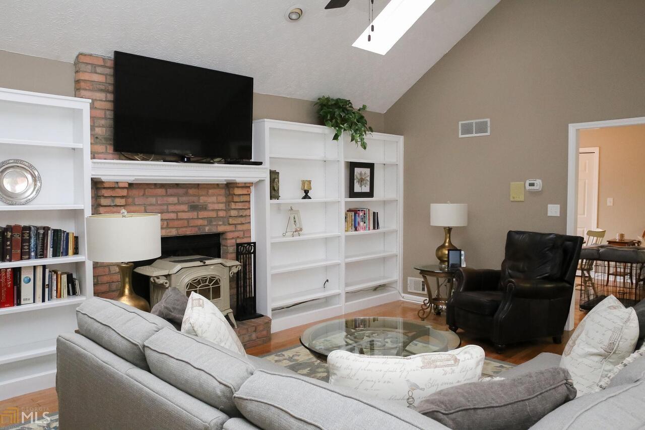 White Oak - Residential
