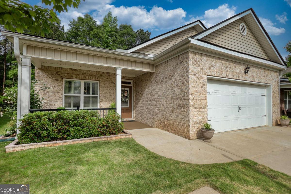 9120 Leverett CIR