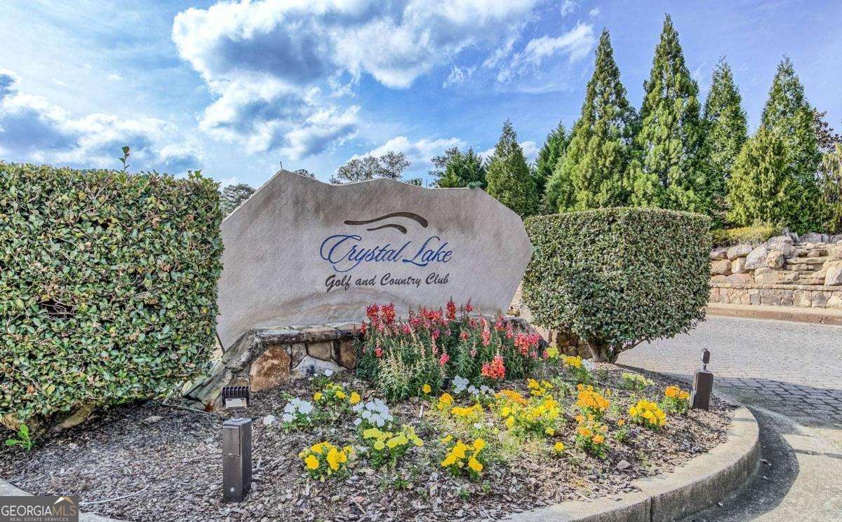 2545 Lake Erma DR 108