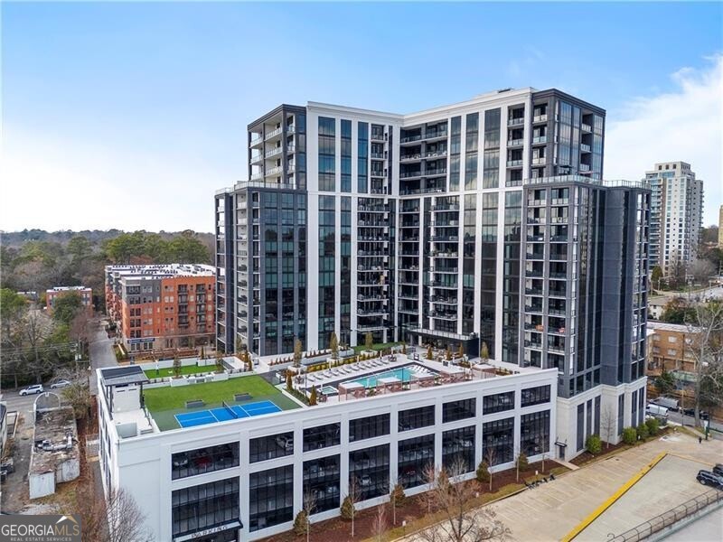 2425 Peachtree RD 1806