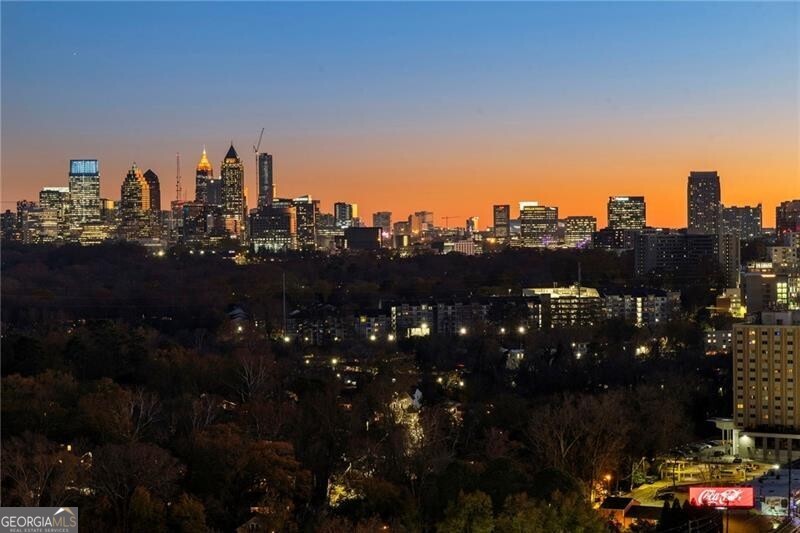 2425 Peachtree RD 1806