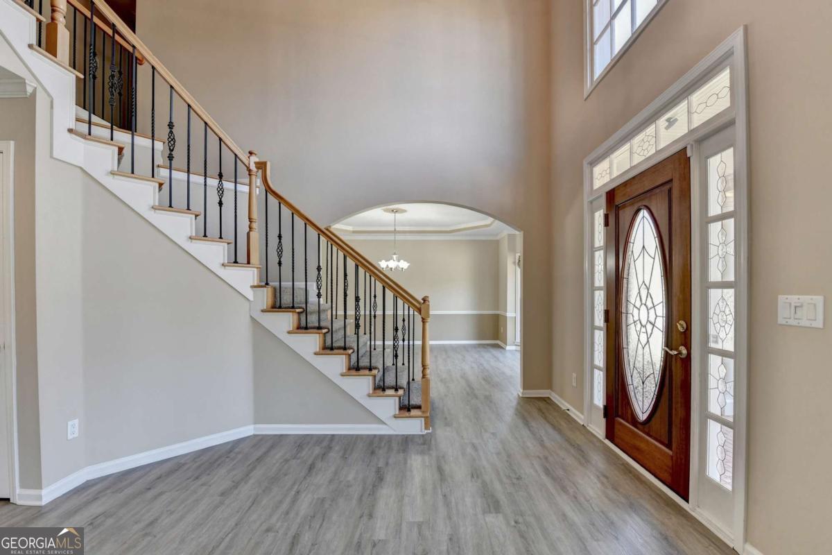 2779 Lake Forest TRL