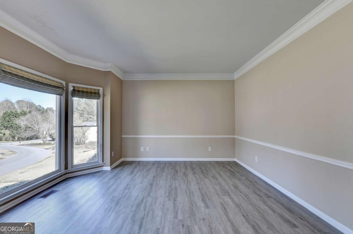 2779 Lake Forest TRL