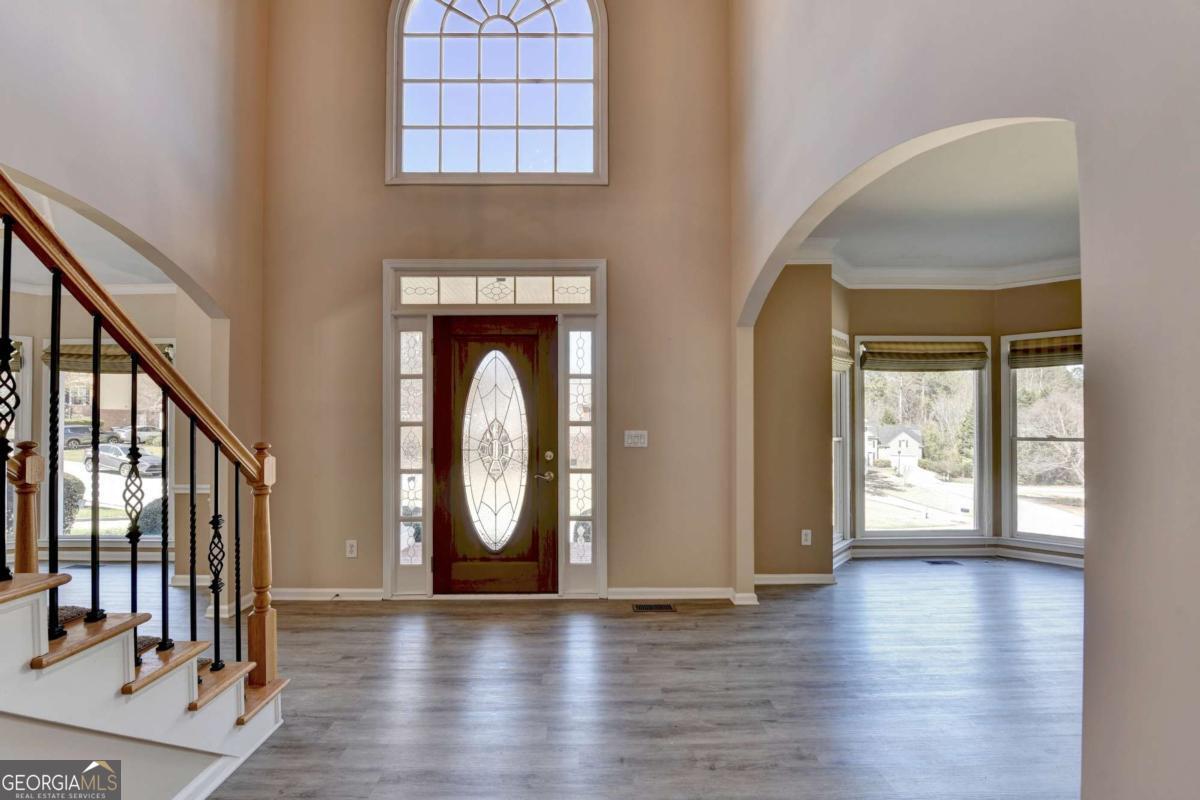 2779 Lake Forest TRL